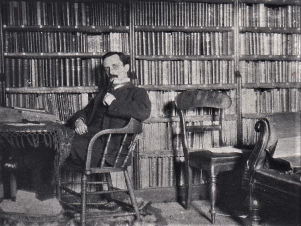J.M. Barrie ve Peter Pan: Gerçek ile Hayal Arasında Büyümeyen Çocuklar J.M. Barrie Yazarlik Peter Pan