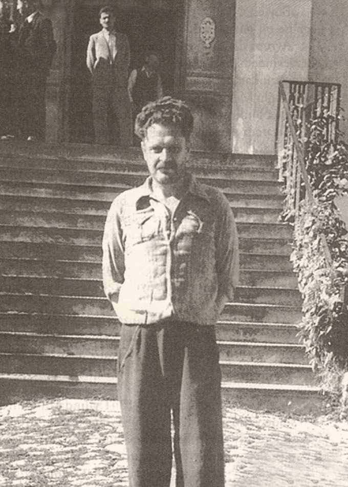 Hasret ve Direnişin Şairi: Nazım Hikmet Nazim Hikmet Genc