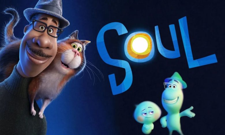 Hayat Amacında Kaybolanlara: Soul Film İncelemesi Şapkalı adam, omzundaki kedi ve sevimli ruh karakterleriyle Soul animasyon filmi afişi